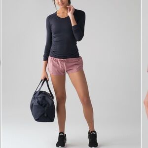 Lululemon Hotty Hot Lined Short, 2.5", Mauve Dusty Pink / Quicksand, Size 8